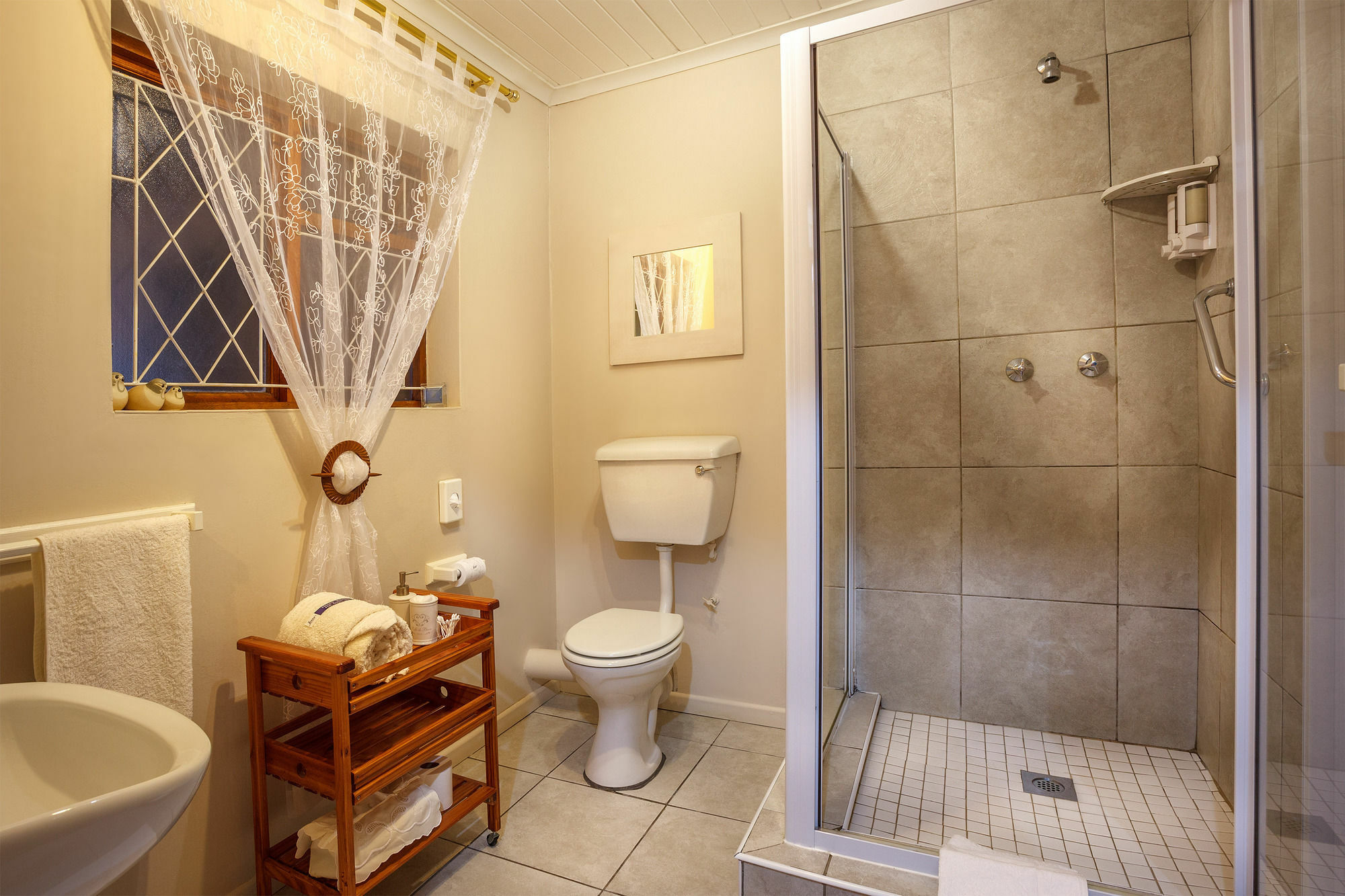 Jenny'S Guest House Grahamstown Zewnętrze zdjęcie